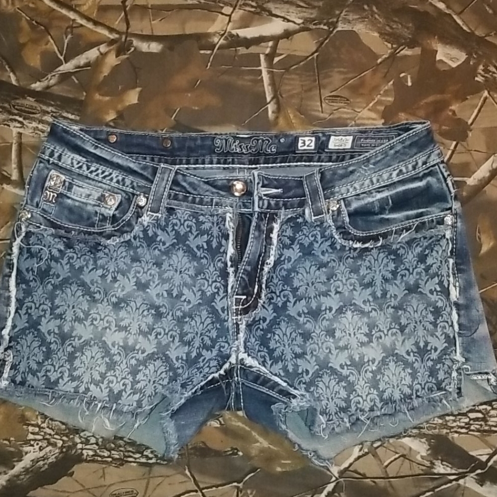 Miss Me Shorts